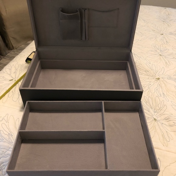 Jewelry Box - Picture 11 of 12